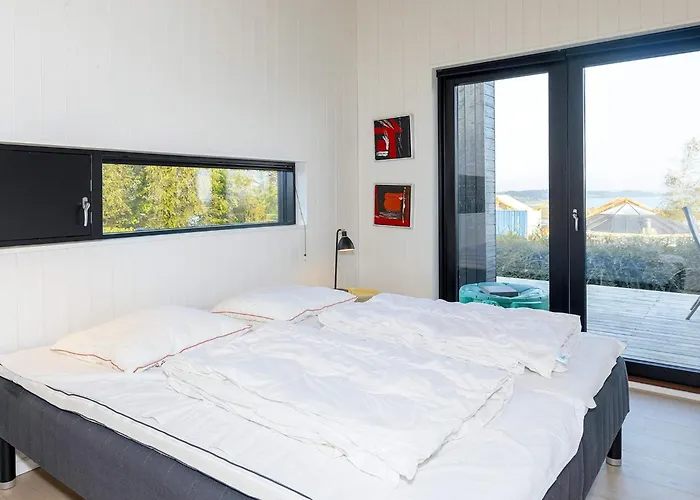 Modern Retreat With View - By Traum *
