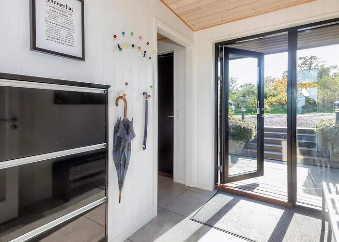 Modern Retreat With View - By Traum Holiday home *
