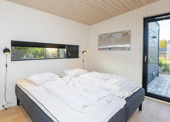 Modern Retreat With View - By Traum Holiday home