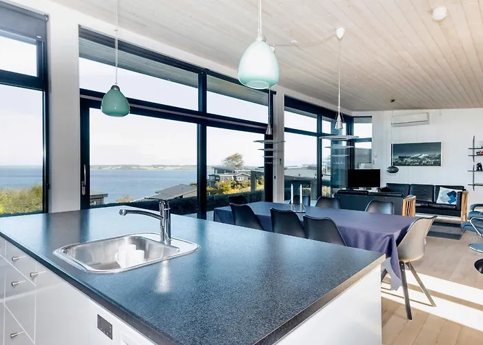 Modern Retreat With View - By Traum *